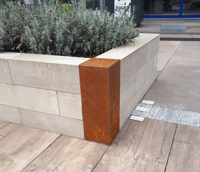 IrriTech Betotop 15-43 cortenstaal hoekstuk